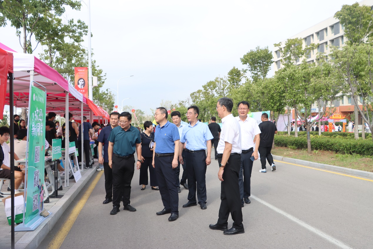 新生打卡 新生打卡